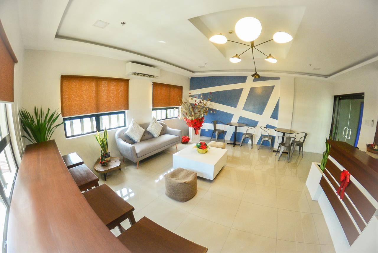 Felix Residences Cebu Exterior photo